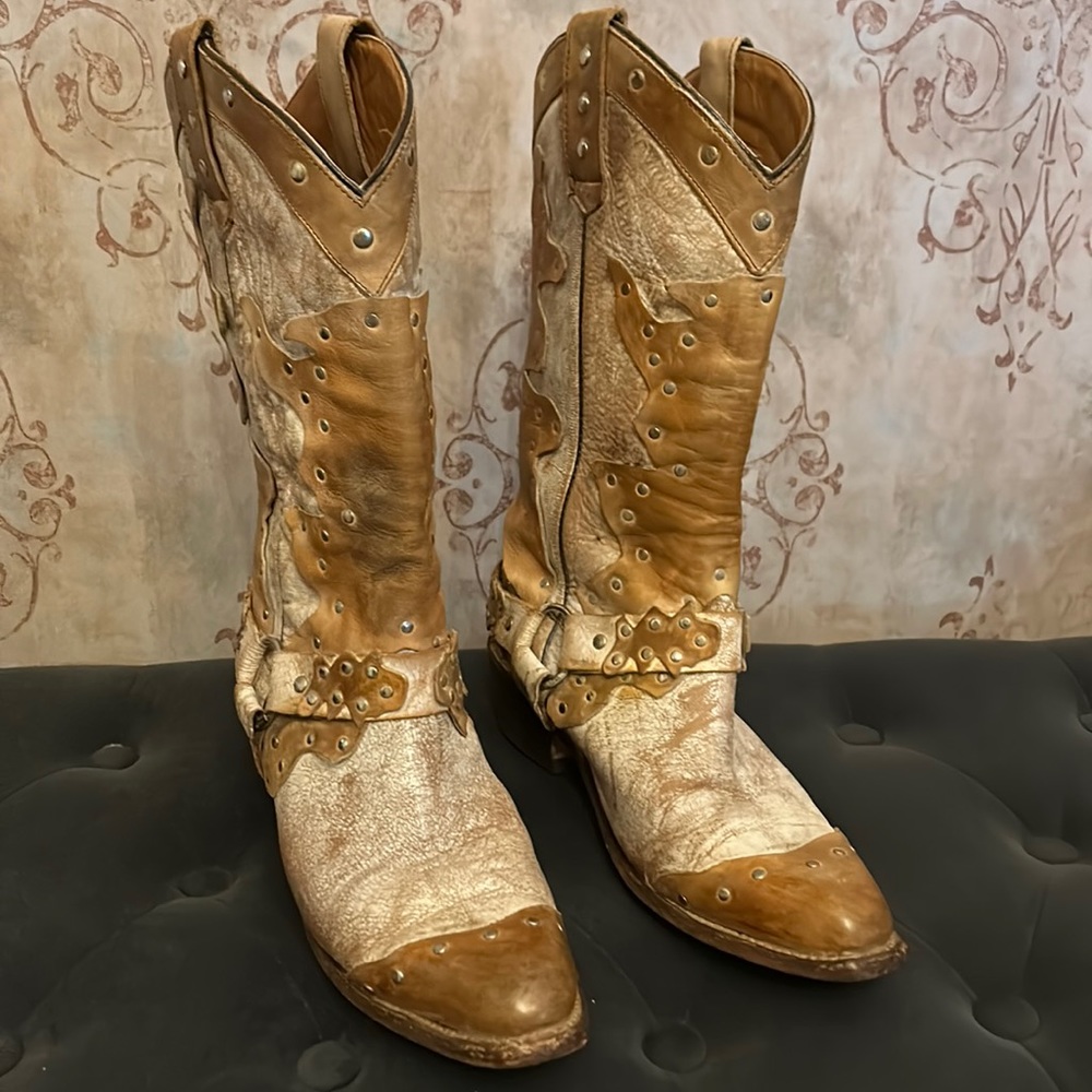 Bed Stu Boots Sz 9